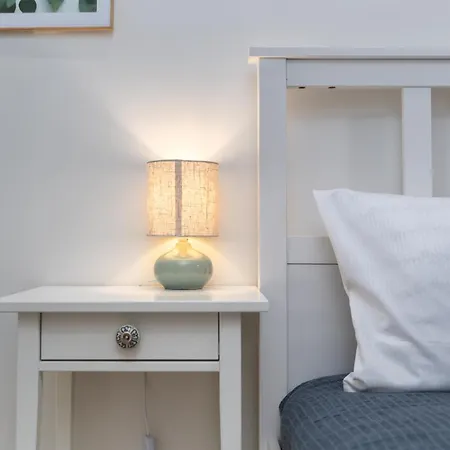 Nad Sudolem Stylish By Bookinghost *